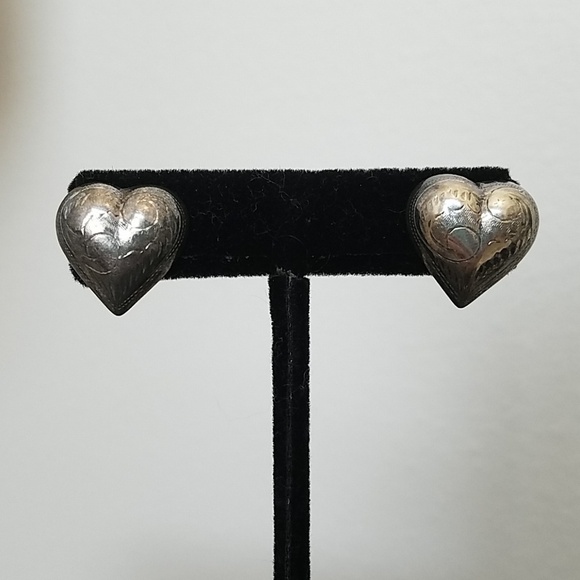 Sterling Silver Heart Earrings & Pendant - Picture 6 of 8